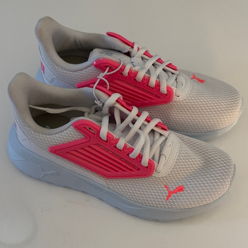 Girls Puma Shoes White Pink Mesh Kids Youth 5